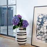 Omaggio Vase Black, 3 Sizes