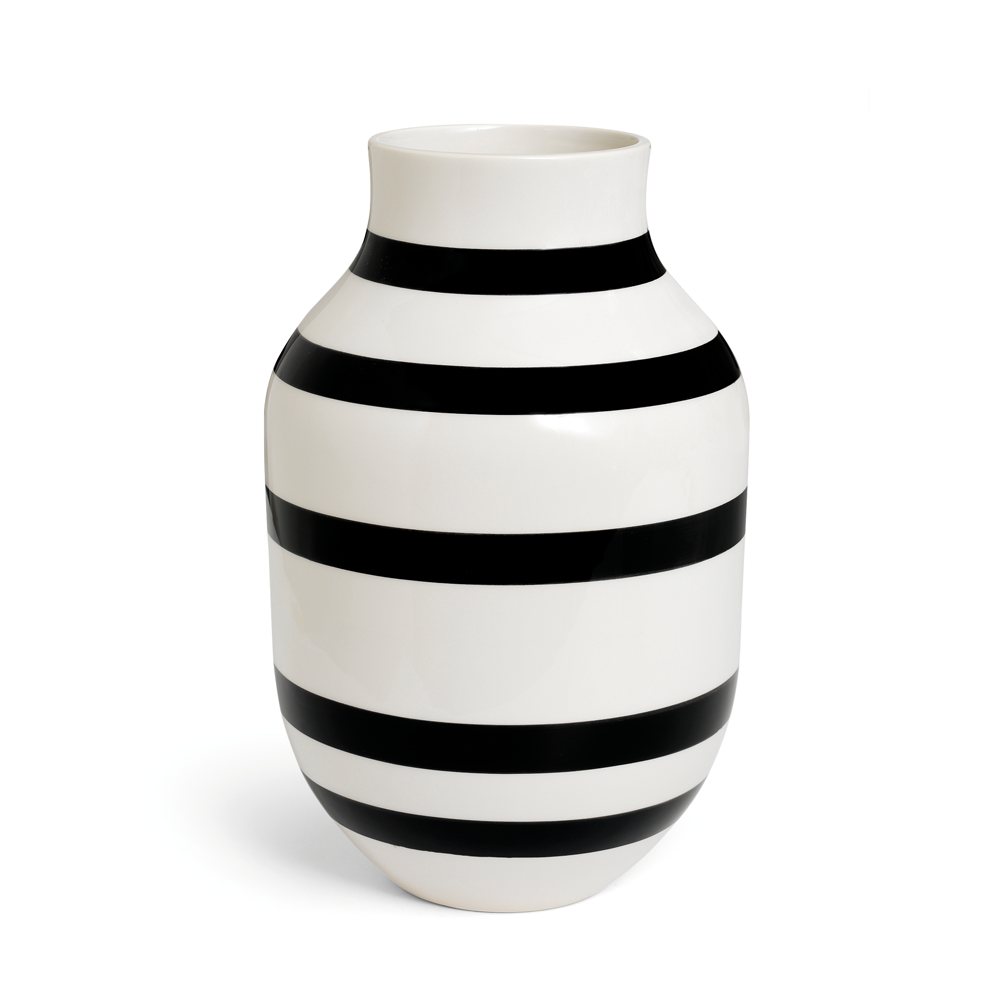 Omaggio Vase Black, 3 Sizes