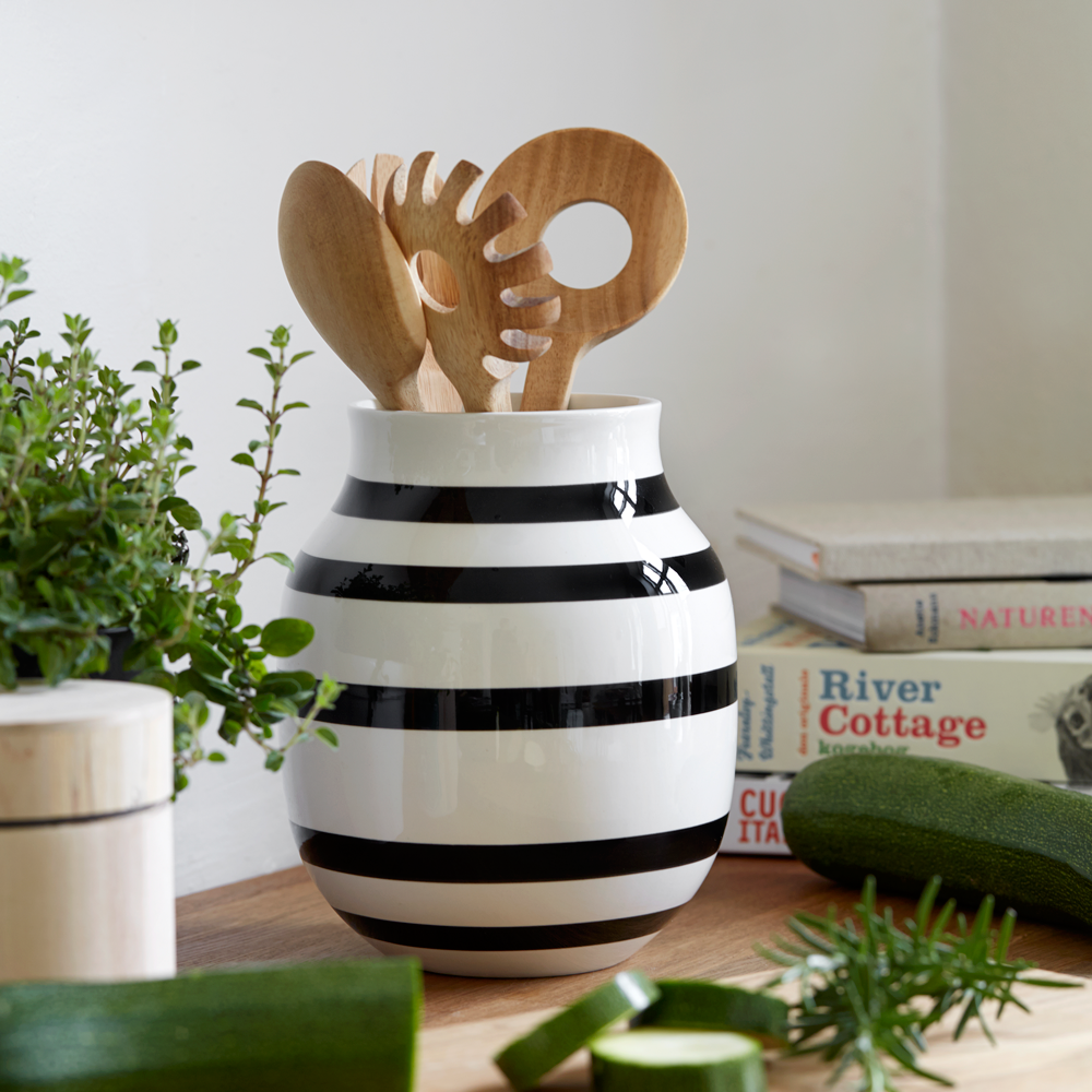 Omaggio Bowl Black, 2 Sizes