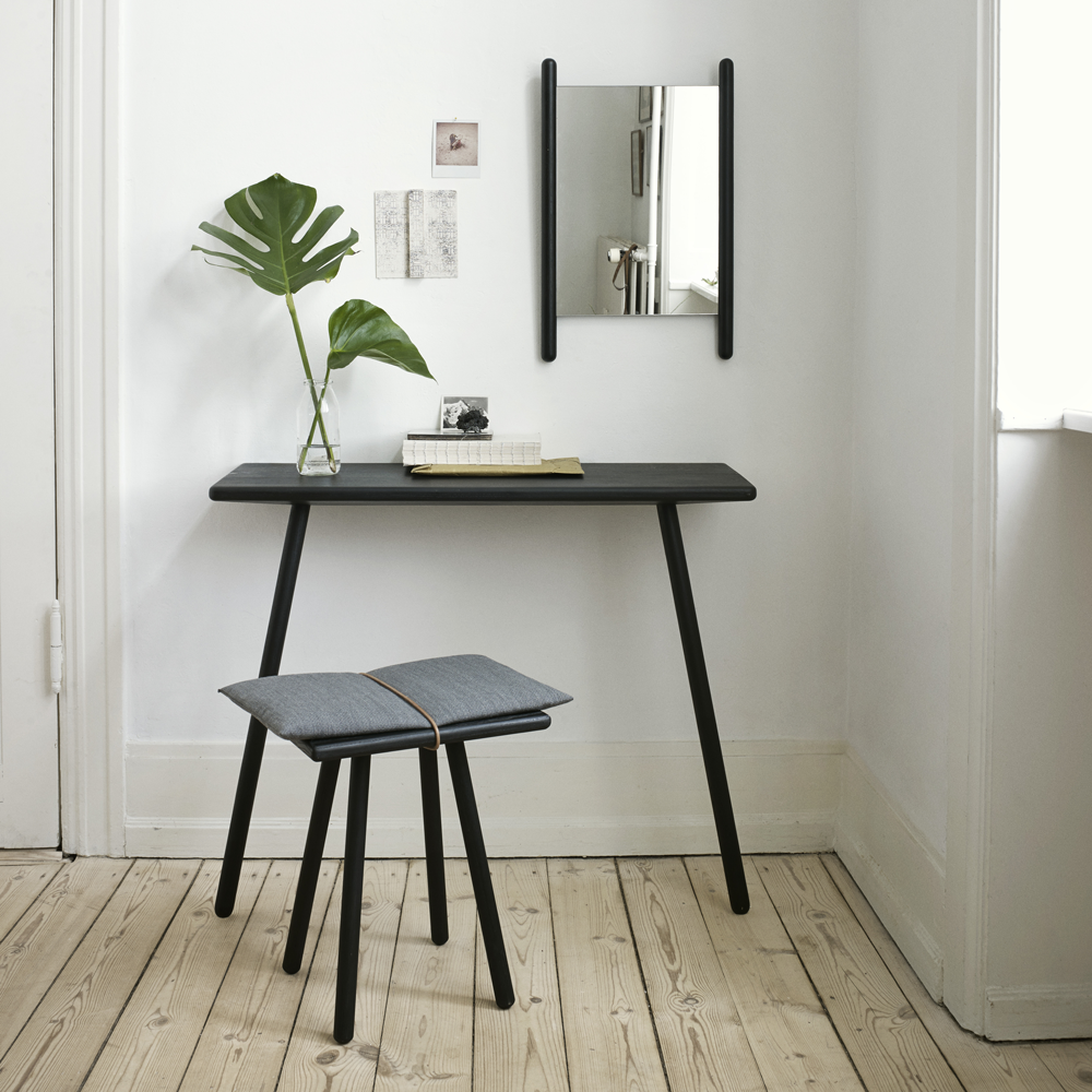 Georg Console Table in Natural or Black Oak